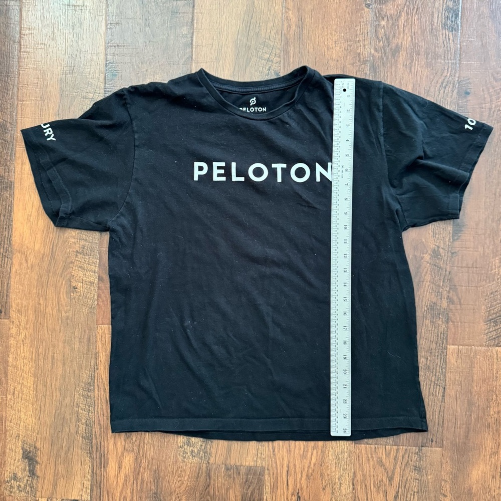 PELOTON black tee shirt, size L, unisex - Picture 6 of 7